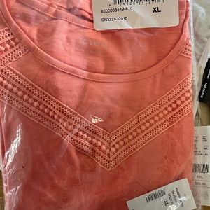 Orange sorbet T-shirt with Lace. (Xl)